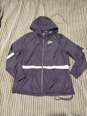 Nike Women’s Purple Hooded Windbreaker Jacket – Size M